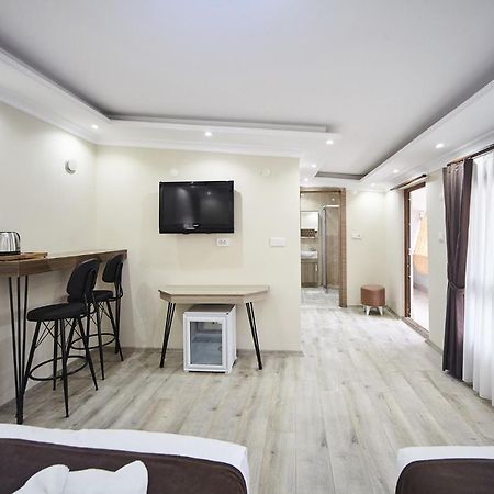 Luna Suites Taksim 伊斯坦布尔 外观 照片